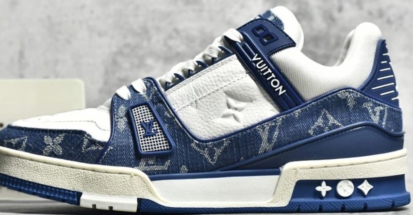 LV Trainer Sneaker